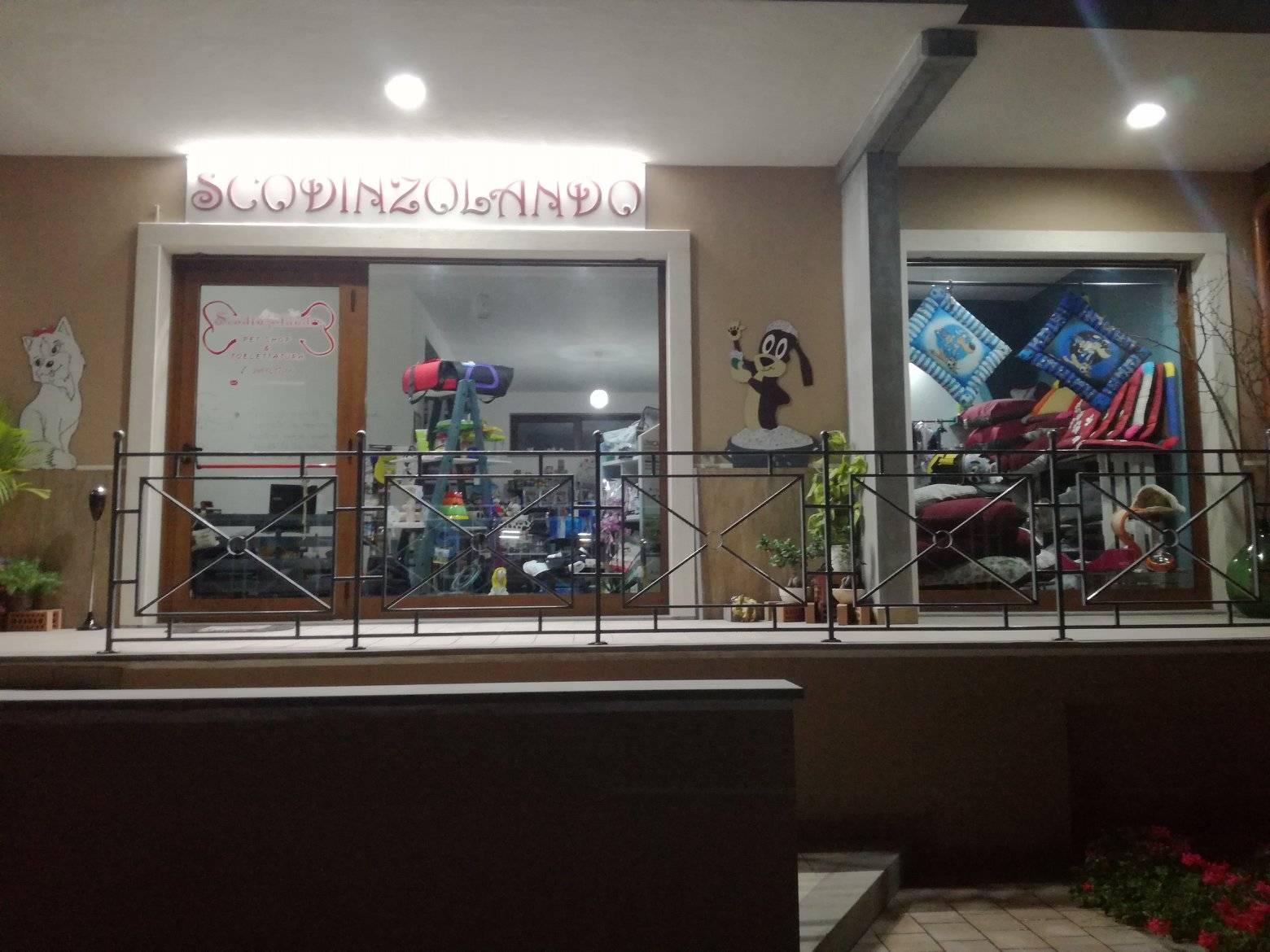 Negozio Scodinzolando Negozio Scodinzolando